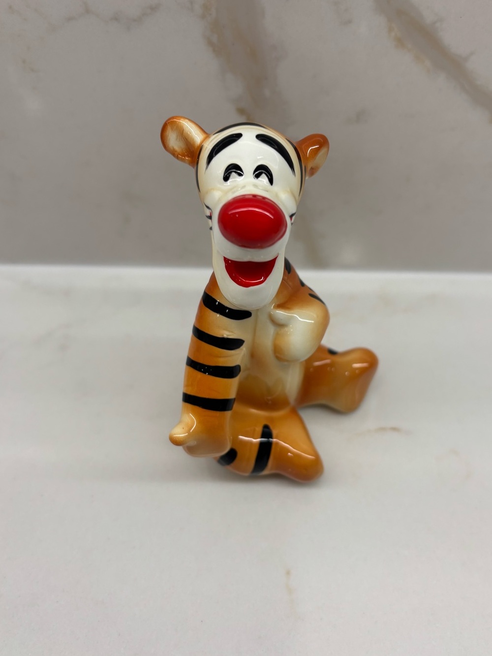 Vintage Walt Disney Productions Tigger Hand-Figurine Japan Ceramic Collectible